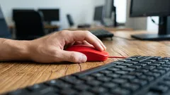 Waarschijnlijk is je muis op de verkeerde USB-poort aangesloten — en dit is waarom