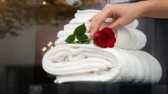 Handdoeken worden zacht en absorberen goed: het geheim van een kamermeisje